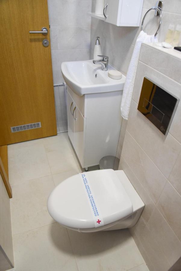 Millenium Apartment Соко Баня Екстериор снимка